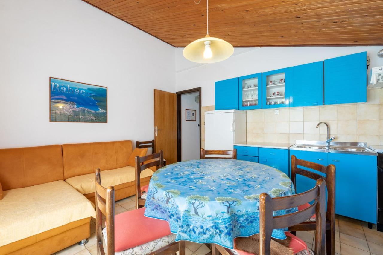 Apartments Mandica Rabac Exterior foto